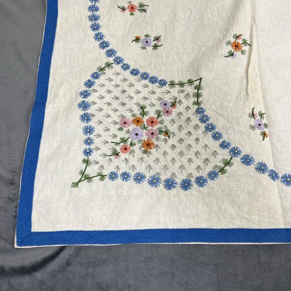 Vtg Hand Embroidered Tablecloth 58 x 66.5” Ivory Cloth With Floral Embroidery FS - Picture 2 of 10